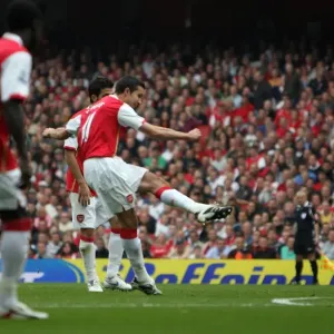 Robin van Persie scores Arsenal's first goal, Print