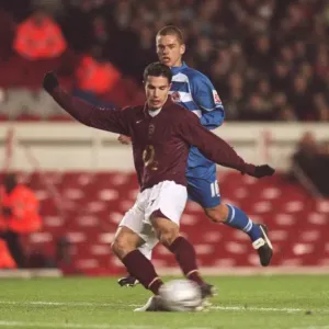 Robin van Persie Scores Arsenal's Second Goal in 3:0 Carling League Cup Victory over Reading, Highbury, London, 29/11/05 Robin van Persie Scores Arsenal's Second Goal in 3:0 Carling League Cup Victory over Reading, Highbury, London, 29/11/05