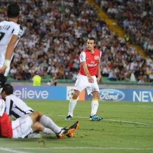 Robin van Persie Scores First Arsenal Goal in Udinese Clash, UEFA Champions League Play-Off 2011 Robin van Persie Scores First Arsenal Goal in Udinese Clash, UEFA Champions League Play-Off 2011