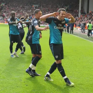 Robin van Persie Scores the Second Goal: Liverpool vs. Arsenal, Premier League 2011-12