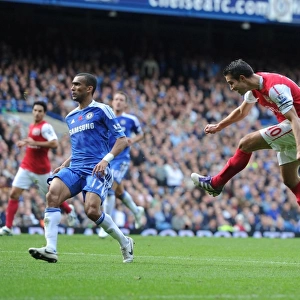 Robin van Persie Scores Stunner: Arsenal's 5-Goal Thrashing of Chelsea (2011-12)