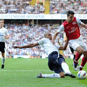 Robin van Persie vs. Younes Kaboul: A Rivalry Ignites - Arsenal 1-2 Tottenham, Premier League 2011/12