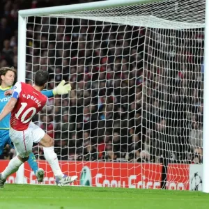 Robin van Persie's Brace: Arsenal 2-0 Borussia Dortmund, UEFA Champions League Group F