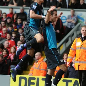 Robin van Persie's Brace: Arsenal's Thrilling Victory Over Liverpool in the Premier League 2011-12