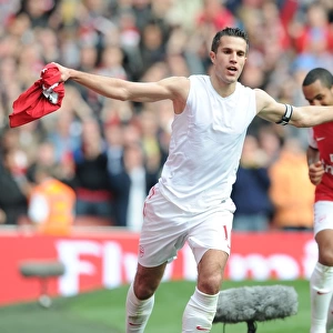 Robin van Persie's Brace: Arsenal's Winning Moment against Sunderland (2011-12)