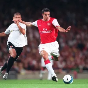 Robin van Persie's Brace Leads Arsenal to 3-0 Victory over Sparta Prague in Champions League Robin van Persie's Brace Leads Arsenal to 3-0 Victory over Sparta Prague in Champions League