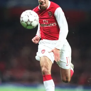 Robin van Persie's Brilliant Performance: Arsenal's Triumph over Hamburg in the Champions League (November 21, 2006)