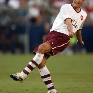 Robin van Persie's Debut Goal: Arsenal's 1-0 Win Over Salzburg, 2007