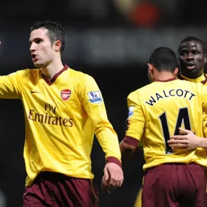 Robin van Persie's Debut Goal: Arsenal's 3-0 Crushing Victory Over West Ham