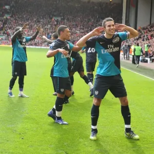 Robin van Persie's Decisive Goal: Liverpool vs. Arsenal, Premier League 2011-2012