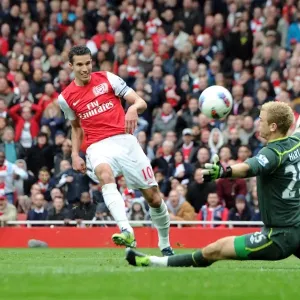 Robin van Persie's Disallowed Goal: Arsenal vs Manchester City, Premier League 2011-12 Robin van Persie's Disallowed Goal: Arsenal vs Manchester City, Premier League 2011-12