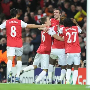 Robin van Persie's Double: Arsenal's 2-0 Victory Over Borussia Dortmund in the UEFA Champions League Robin van Persie's Double: Arsenal's 2-0 Victory Over Borussia Dortmund in the UEFA Champions League