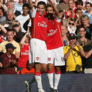 Robin van Persie's Double: Arsenal's 2-1 Victory Over Inter Milan - Flamini's Emotional Celebration