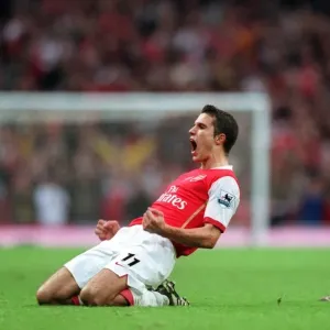 Robin van Persie's Dramatic Free-Kick Goal: Arsenal 1-1 Everton, FA Premier League (2006) Robin van Persie's Dramatic Free-Kick Goal: Arsenal 1-1 Everton, FA Premier League (2006)
