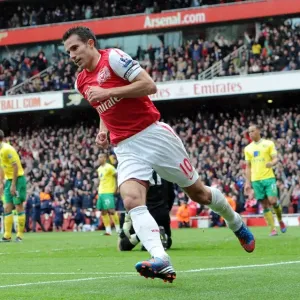 Robin van Persie's Emotional Return: Game-Winning Goal vs. Norwich City (2011-12)