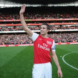 Robin van Persie's Farewell Wave: Arsenal v Tottenham, 2011-12 Premier League