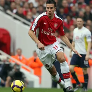 Robin van Persie's Hat-Trick: Arsenal's Triumphant 3-0 Victory over Tottenham (31/10/09) Robin van Persie's Hat-Trick: Arsenal's Triumphant 3-0 Victory over Tottenham (31/10/09)