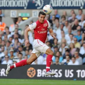 Robin van Persie's Heartbreaker: Tottenham Hotspur Edge Past Arsenal 2-1 in Premier League Clash, 2011 Robin van Persie's Heartbreaker: Tottenham Hotspur Edge Past Arsenal 2-1 in Premier League Clash, 2011