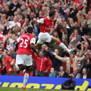 Robin van Persie's Historic Debut Goal: Arsenal 3-2 Sunderland, Premier League 2007