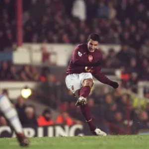 Robin van Persie's Stunner: Arsenal's Heartbreaking 2-1 Loss in Carling League Cup Final against Wigan Athletic, Highbury, London, 24/1/05 Robin van Persie's Stunner: Arsenal's Heartbreaking 2-1 Loss in Carling League Cup Final against Wigan Athletic, Highbury, London, 24/1/05