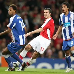 Robin van Persie's Stunner: Arsenal's 4-0 Thrashing of Porto in the Champions League, 2008