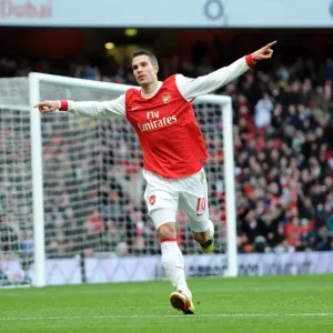 Robin van Persie's Stunning Opener: Arsenal's 3-0 Victory Against Wigan Athletic (2011) Robin van Persie's Stunning Opener: Arsenal's 3-0 Victory Against Wigan Athletic (2011)