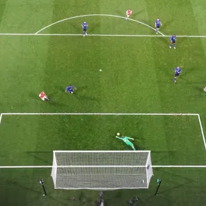 Robin van Persie's Thriller: Arsenal's Epic Victory Over Manchester United in the Premier League 2011-12 Robin van Persie's Thriller: Arsenal's Epic Victory Over Manchester United in the Premier League 2011-12