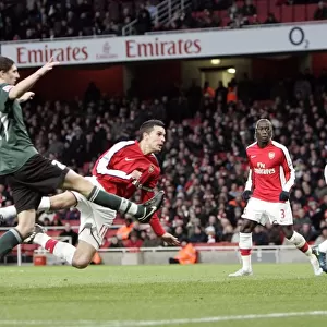 Robin van Persie's Thrilling FA Cup Debut Goal: Arsenal vs. Plymouth Argyle (3-1)