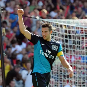 Robin van Persie's Thrilling First Goal: Arsenal vs. Boca Juniors 2-2 Emirages Cup Clash, July 2011 Robin van Persie's Thrilling First Goal: Arsenal vs. Boca Juniors 2-2 Emirages Cup Clash, July 2011