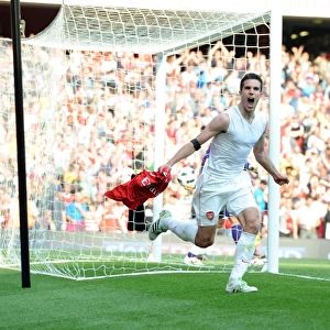 Robin van Persie's Thrilling Goal: Arsenal vs. Liverpool, Barclays Premier League (April 17, 2011)