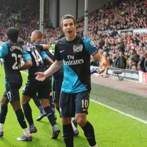 Robin van Persie's Unforgettable Strike: Arsenal's Victory over Liverpool, Premier League 2011-12