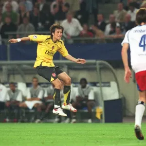 Rosicky Stuns Hamburg: Tomas Scores the Decisive Second Goal for Arsenal in Champions League
