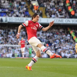 Rosicky Stuns Spurs: The Moment Tomas Rosicky Scores Past Vertonghen (Tottenham vs Arsenal, Premier League 2013-14) Rosicky Stuns Spurs: The Moment Tomas Rosicky Scores Past Vertonghen (Tottenham vs Arsenal, Premier League 2013-14)