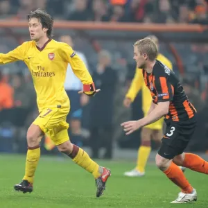 Rosicky vs. Hubschman: A Battle in Shakhtar Donetsk's 2:1 Victory over Arsenal in the UEFA Champions League