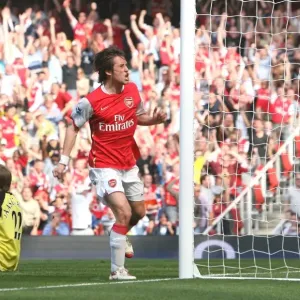 Rosicky's Debut: Arsenal's Thrilling 2-1 Victory Over Bolton Wanderers
