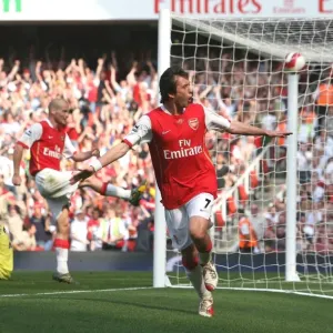 Rosicky's Debut: Arsenal's Thrilling 2-1 Victory Over Bolton Wanderers - Tomas's Historic First Goal