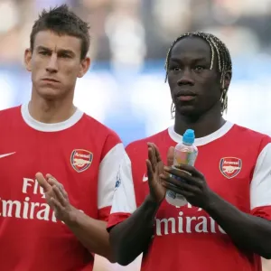 Sagna's Defensive Battle at Stamford Bridge: Arsenal vs. Chelsea, 3/10/10 (Barclays Premier League) Sagna's Defensive Battle at Stamford Bridge: Arsenal vs. Chelsea, 3/10/10 (Barclays Premier League)