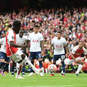 Saka Scores Penalty: Arsenal Tops Tottenham in 2023-24 Premier League Clash Saka Scores Penalty: Arsenal Tops Tottenham in 2023-24 Premier League Clash