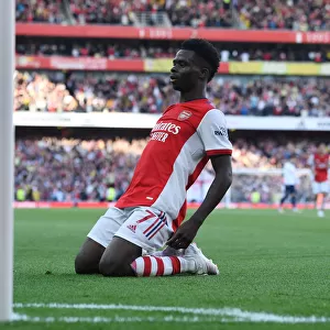 Saka Scores the Third: Arsenal Triumphs Over Tottenham in the Premier League
