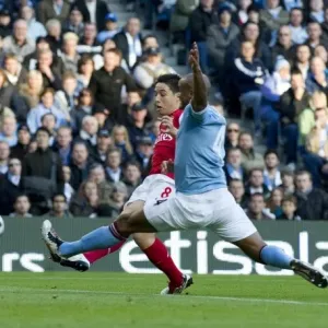 Sami Nasri shoots past Man City goalkeeper Joe Hart to score the 1st Arsenal goal Sami Nasri shoots past Man City goalkeeper Joe Hart to score the 1st Arsenal goal