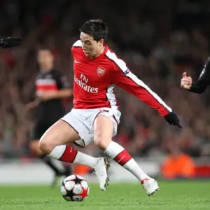 Sami Nasri's Stunner: Arsenal's 4-1 Victory Over AZ Alkmaar in the Champions League