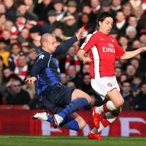 Samir Nasri (Arsenal) Alan Hutton (Sunderland). Arsenal 2: 0 Sunderland