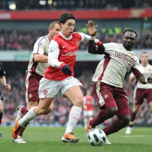 Samir Nasri (Arsenal) John Mensah and Phil Bardsley (Sunderland). Arsenal 0: 0 Sunderland