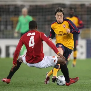 Samir Nasri (Arsenal) Juan (Roma)