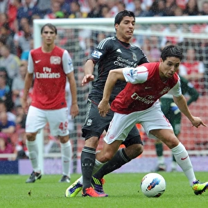 Samir Nasri (Arsenal) Luis Suarez (Liverpool). Arsenal 0: 2 Liverpool. Barclays Premier League