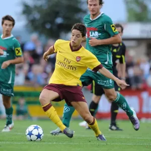 Samir Nasri (Arsenal) Macho (Neusiedl). SC Neusiedl 0: 4 Arsenal, Sportzentrum Neusiedl Samir Nasri (Arsenal) Macho (Neusiedl). SC Neusiedl 0: 4 Arsenal, Sportzentrum Neusiedl