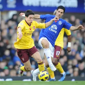 Samir Nasri (Arsenal) Mikel Arteta (Everton). Everton 1: 2 Arsenal, Barclays Premier League