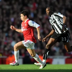 Samir Nasri (Arsenal) Shola Ameobi (Newcastle). Arsenal 0: 1 Newcastle United Samir Nasri (Arsenal) Shola Ameobi (Newcastle). Arsenal 0: 1 Newcastle United