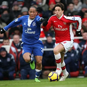Samir Nasri (Arsenal) Steven Pienaar (Everton). Arsenal 2: 2 Everton. Barclays Premier League