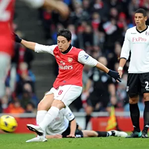 Samir Nasri scores Arsenals 1st goal. Arsenal 2: 1 Fulham. Barclays Premier League